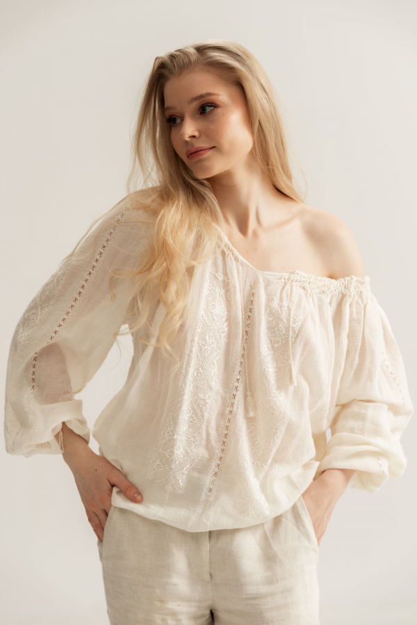 Long-Sleeved Traditional Romanian Blouse with Ivory Silk Geometric Embroidery Handmade by Artisans