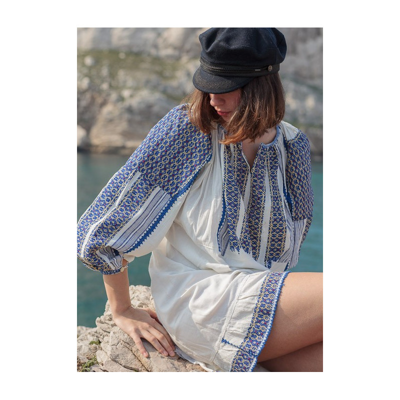 Vintage embroidered traditional Romanian folk dress